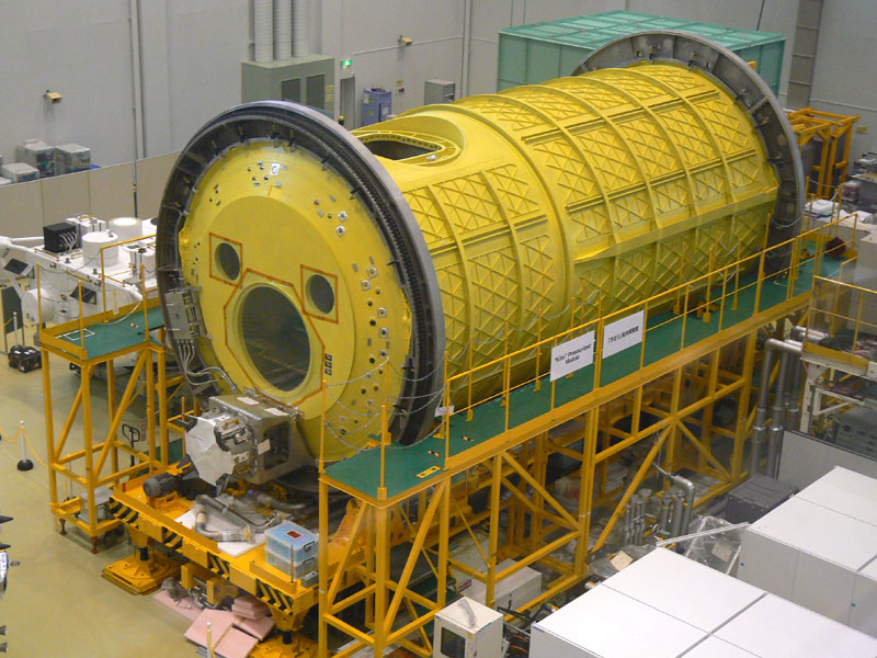 ISSの一部を構成する日本実験棟「きぼう」船内実験室のエンジニアリングモデル