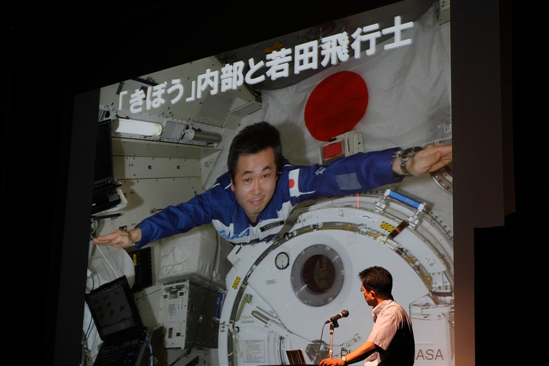 若田飛行士。日本人宇宙飛行士も着実に数を増やしている
