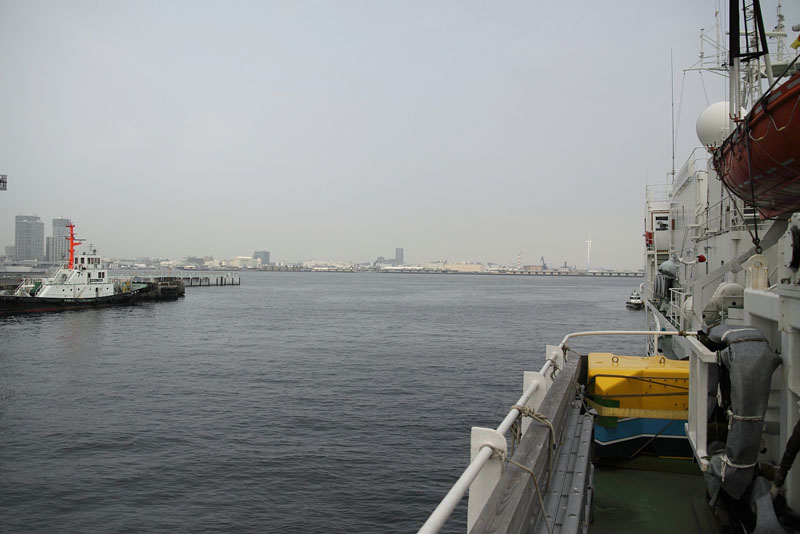 船上から横浜港を撮影してみた