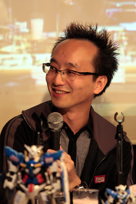 セガのプロデューサー・酒井氏。12月3日発売に向けて、PSP用ゲーム「ファンタシースターポータブル2」を制作中