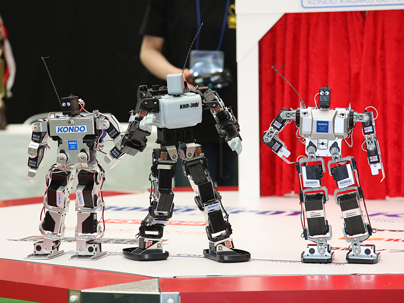 Robot Watch-ニュース--近藤科学、新二足歩行ロボットキット「KHR-3HV 