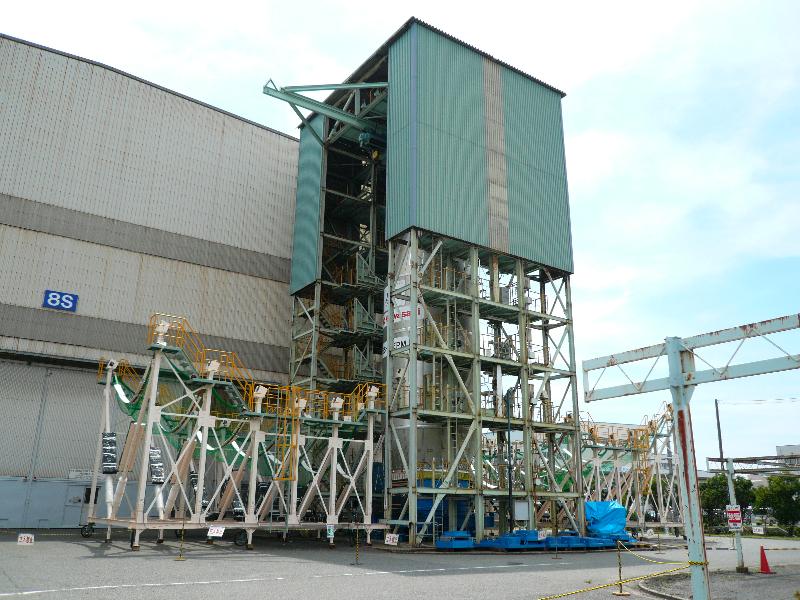 川崎重工業播磨工場にあるフェアリング分離試験設備とその概要。H-IIロケット、H-IIAロケット、そして今回のH-IIBロケットのフェアリングがここで試験された