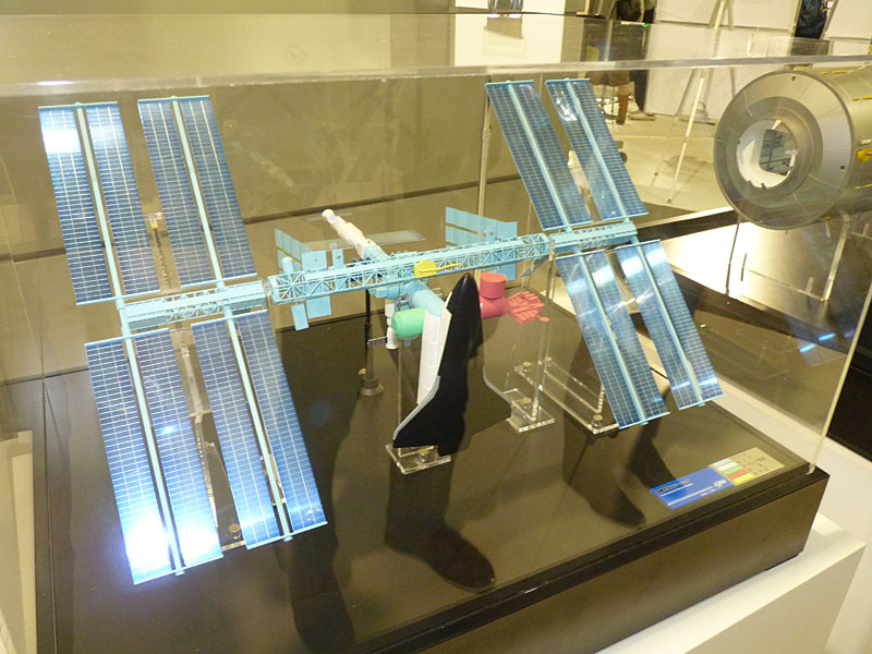 国際宇宙ステーション(ISS)の模型
