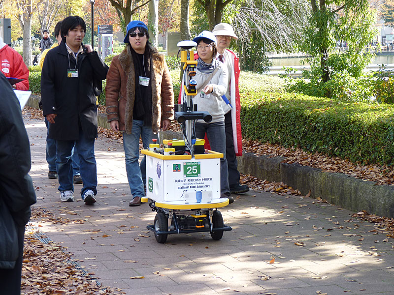 筑波大学知能ロボット研究室屋外組2009チームの「ひとつぼ」